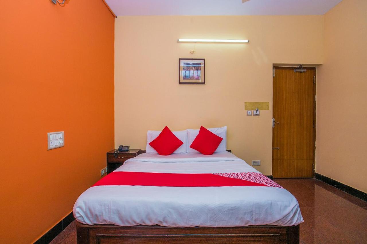 Priyanka Residency Hotel บังกาลอร์ ภายนอก รูปภาพ